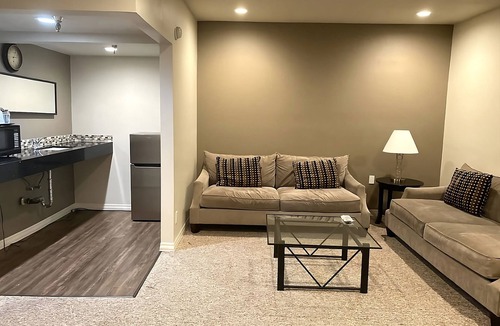 Torrance House | Coastal Charm and City Excitement! Free Parking, Near South Coast Botanic Garden