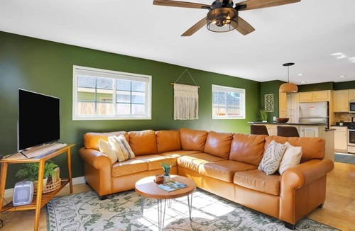 Ventura House | Coastal Getaway W/Spa
