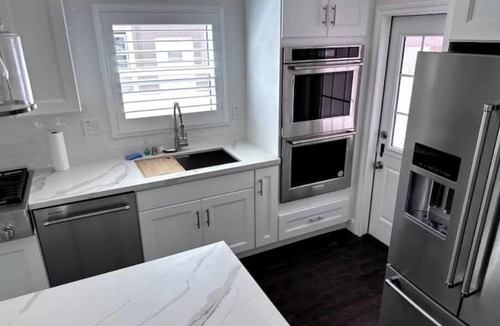 Naples House | Coastal Island Cottage, walk to the beach and walking paths along the waterfront
