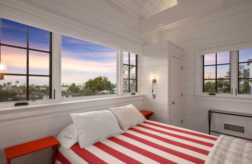 Village of La Jolla House | Coastal La Jolla Luxury - AC & Large Ocean View Patio!