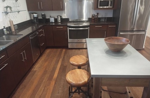 The Mesa House | COASTAL PEARL by the wharf!