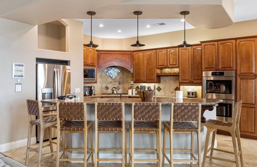 Murrieta Villa | Colina by AvantStay | Private Mountain Top Oasis w/Pool, Hot Tub, Putting Green