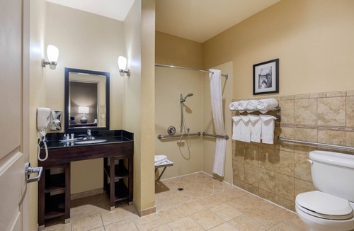 La Puente Hotel | Comfort Suites Near City of Industry - Los Angeles