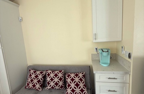 Rowland Heights House | Comfortable and Cozy Guest House - Independent Entry - Master Bedroom Setting