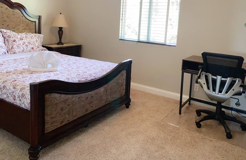 Eastvale House | Comfortable Rooms #201 In A House: Queen Bed + Free WiFi + Work Desk