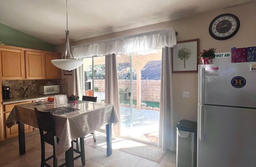 Lancaster House | Comfortable & spacious room in a family home. New furniture. Safe neighborhood!