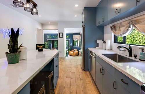 West Los Angeles House | Comfortable, Stylish Westwood Home