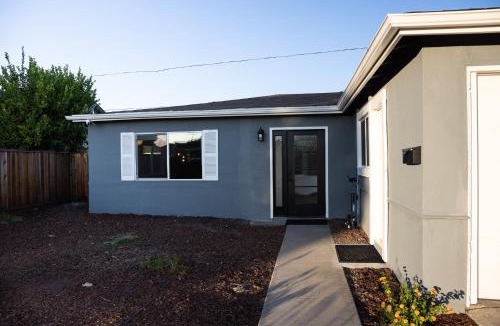 Willow Glen South - Lincoln Glen Apartment | Comfortable Willow Glen Home w Central AC&Heater