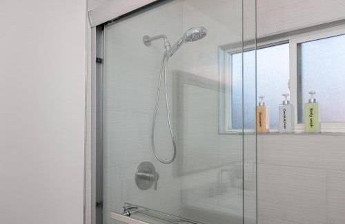 Willow Glen South - Lincoln Glen Apartment | Comfortable Willow Glen Home w Central AC&Heater