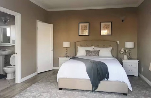 Mid City Apartment | Comforting Mid-City Studio Bedroom