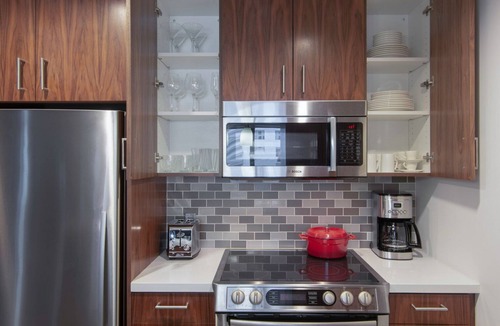 Bunker Hill Apartment | Comfy Downtown 1BR, w/Gym + W/D next to The Broad by Blueground