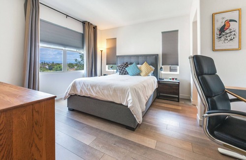 Anaheim Colony Historic District Condo | Condo Close To Disneyland & Famous Packing House