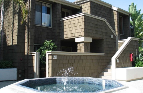 Belcourt House | Condo on Big Canyon Golf Course - Community Pool & Spa MONTHLY ONLY