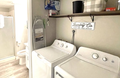 Porterville Condo | Condo walking distance to Restaurants and Shopping