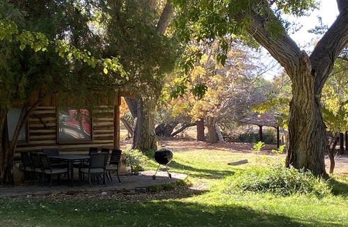 Kernville House | Connect with friends, private river, horses, all natural cedar hot tub