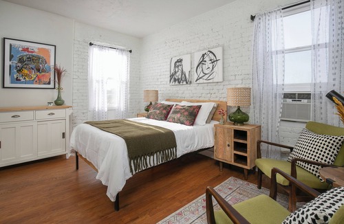 Westlake Apartment | Contemporary LA Studio - Close to DTLA!