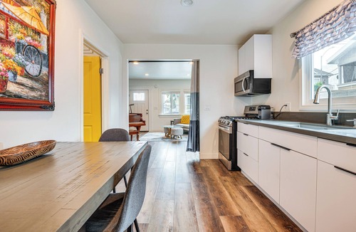 Downtown Los Angeles House | Convenient Los Angeles Retreat ~ 1 Mi to Downtown!