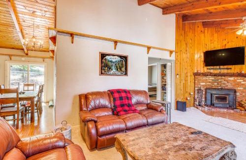 Arrowbear Lake House | Convenient Running Springs Home - Dogs Welcome!