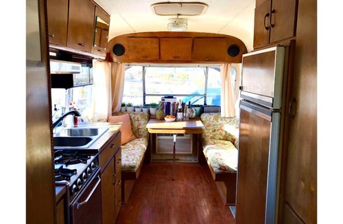 Joshua Tree House | CopperBlue: Camper, Hot Tub & Star