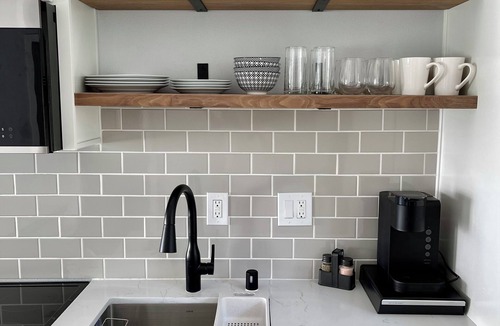 Downtown Cottage | Costa Mesa Guesthouse near beaches, freeways, much more!