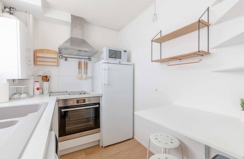Custom House House | Cosy 1BD Home, near London City Airport!