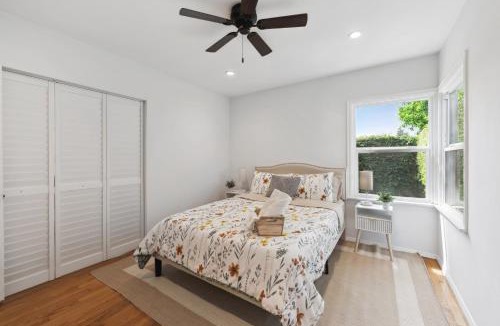 West Los Angeles House | Cosy 3BD by Santa Monica - Beach & Airport 10 min away