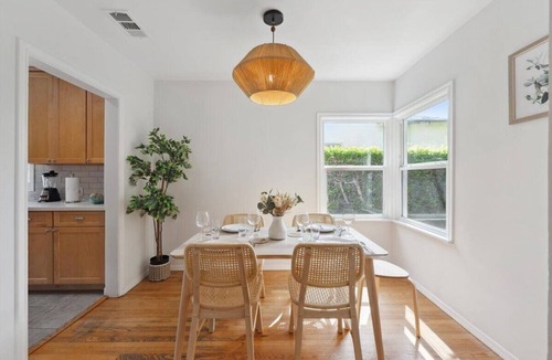 West Los Angeles House | Cosy 3BD Home by Santa Monica - Beach & Airport 10 min away