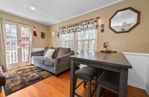 Big Bear House | Country Bear Inn