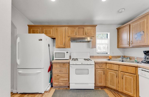 Big Bear City House | Country Club Chalet in Big Bear City