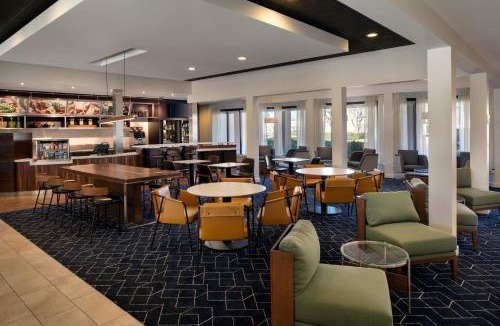 Bakersfield Hotel | Courtyard by Marriott Bakersfield