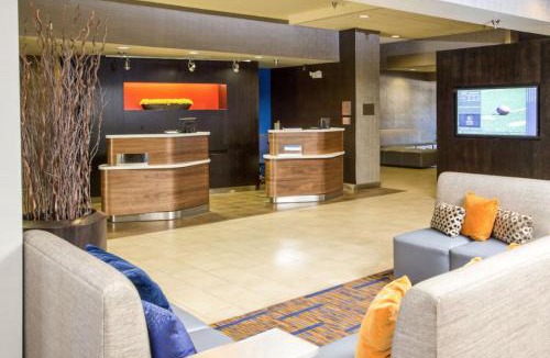 Riverside Hotel | Courtyard by Marriott Riverside UCR/Moreno Valley Area