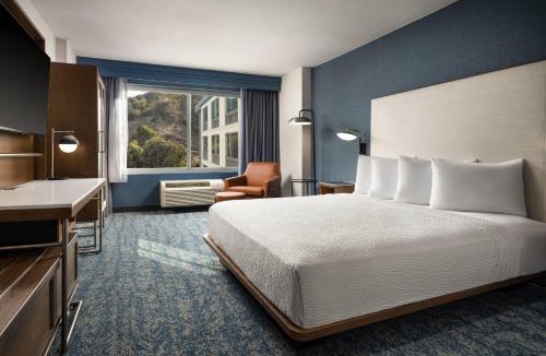 Mission Valley West Hotel | Courtyard by Marriott San Diego Mission Valley/Hotel Circle