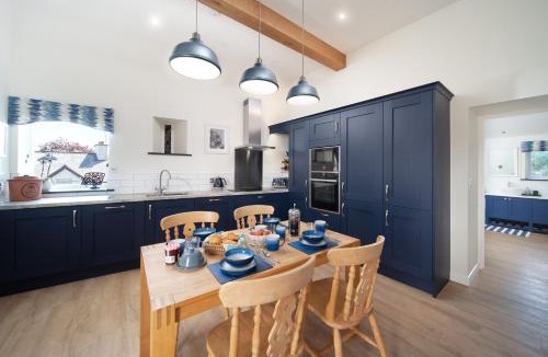 Barnstaple House | Courtyard Cottage