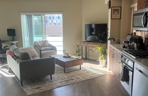 East Village Condo | Cozy 1-bedroom condo with AC, fitness room in awesome downtown San Diego