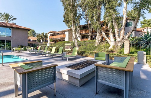 Mission Viejo Apartment | Cozy 2-bedroom apartment in Mission Viejo, close to shopping & freeway