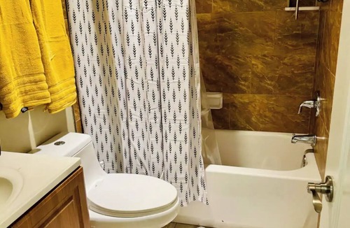 Serra Mesa Condo | Cozy 2-bedroom condo in beautiful San Diego with fitness room, WiFi