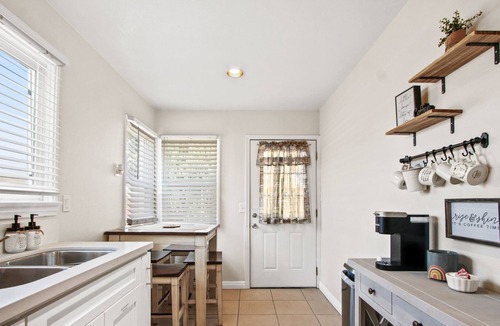 Bonita House | Cozy 2 Bedroom Home