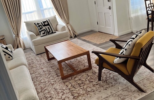 Gardena House | Cozy 2-bedroom house in nice Gardena with fitness room, WiFi