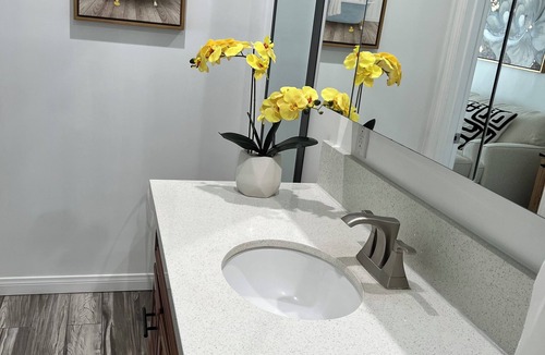Gardena House | Cozy 2-bedroom house in nice Gardena with fitness room, WiFi
