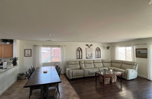 Lancaster House | Cozy 3-bedroom house in tranquil Lancaster with WiFi and AC