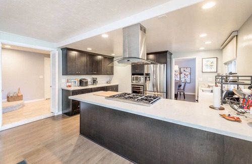 Cypress House | Cozy 4Bd/3Bth home w/BBQ, near Disney & Knott's
