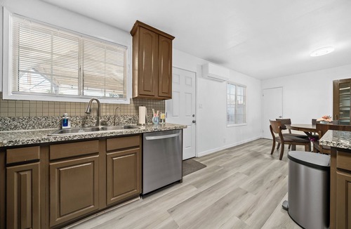 City of Industry House | Cozy 4BR Retreat with Private Backyard