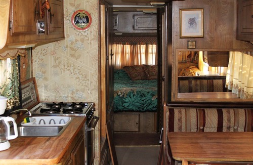 Bombay Beach House | Cozy 80s Safari Style RV in Tranquil Bombay Beach with AC