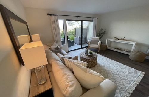 Alta Mesa Condo | Cozy Beach Get-away with Awesome City and Mountain Views