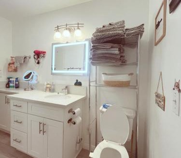 Bonita Apartment | Cozy Beautiful Private Home in Prime Location