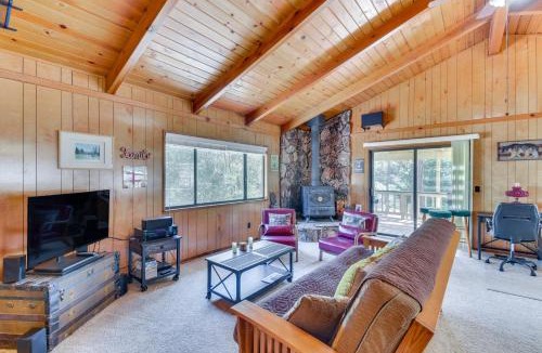 Groveland House | Cozy Cabin in Pine Mountain Lake Near Yosemite!