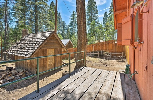 West Village Cabin | Cozy Choice Wood Cabin- 5 Minutes from Shaver Lake