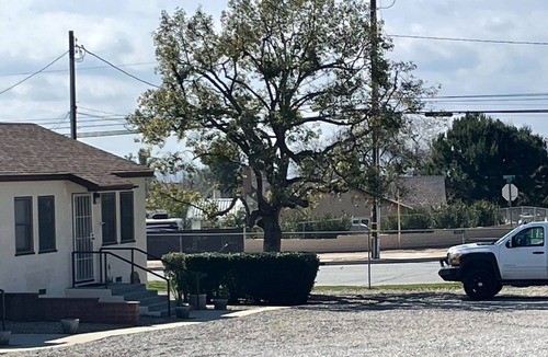 Yucaipa Cottage | Cozy Cottage near historic uptown Yucaipa CA,
