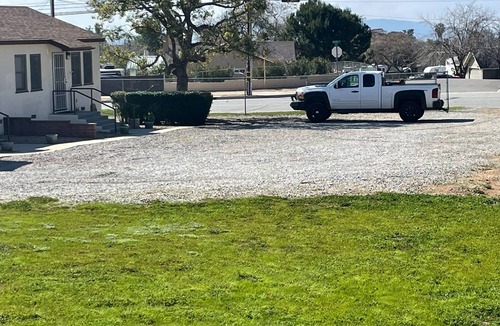 Yucaipa Cottage | Cozy Cottage near historic uptown Yucaipa CA,