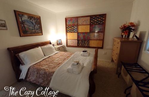 Miramonte House | Cozy Cottage